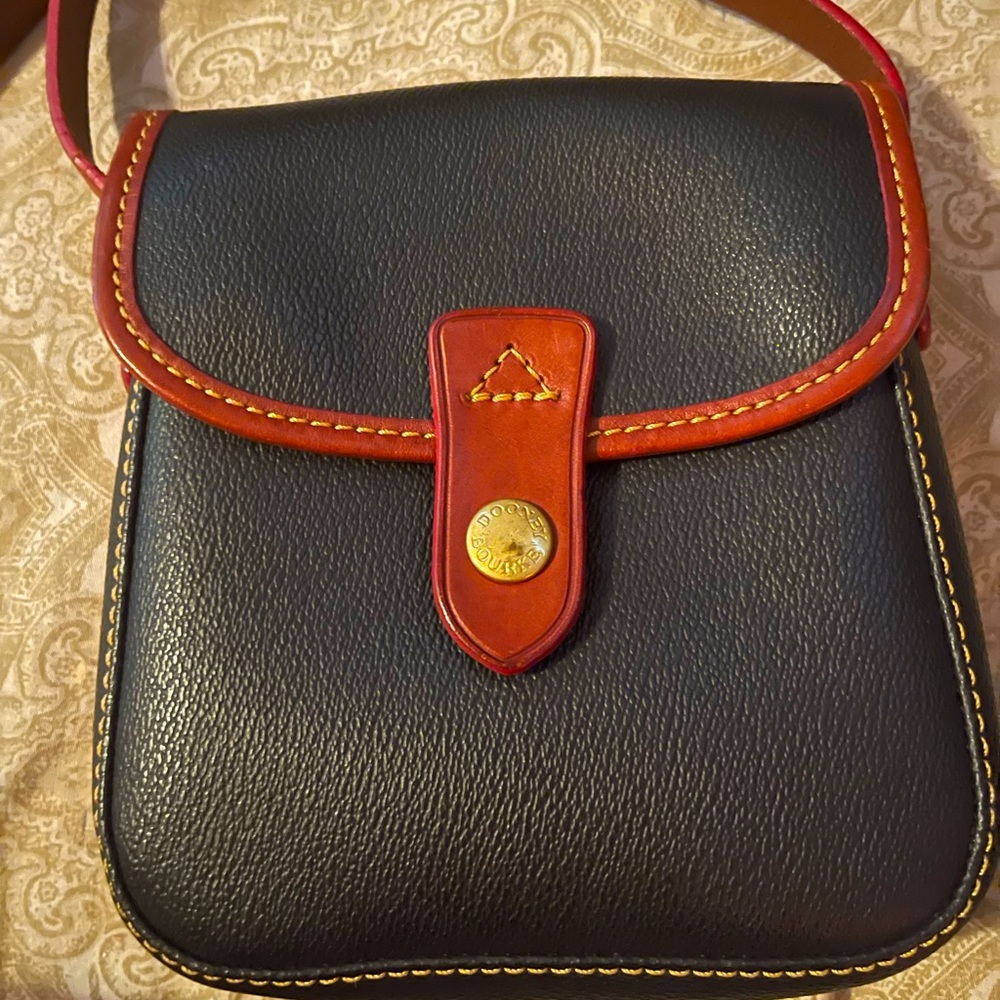 DOONEY & BOURKE CROSS BODYBAG SMALL